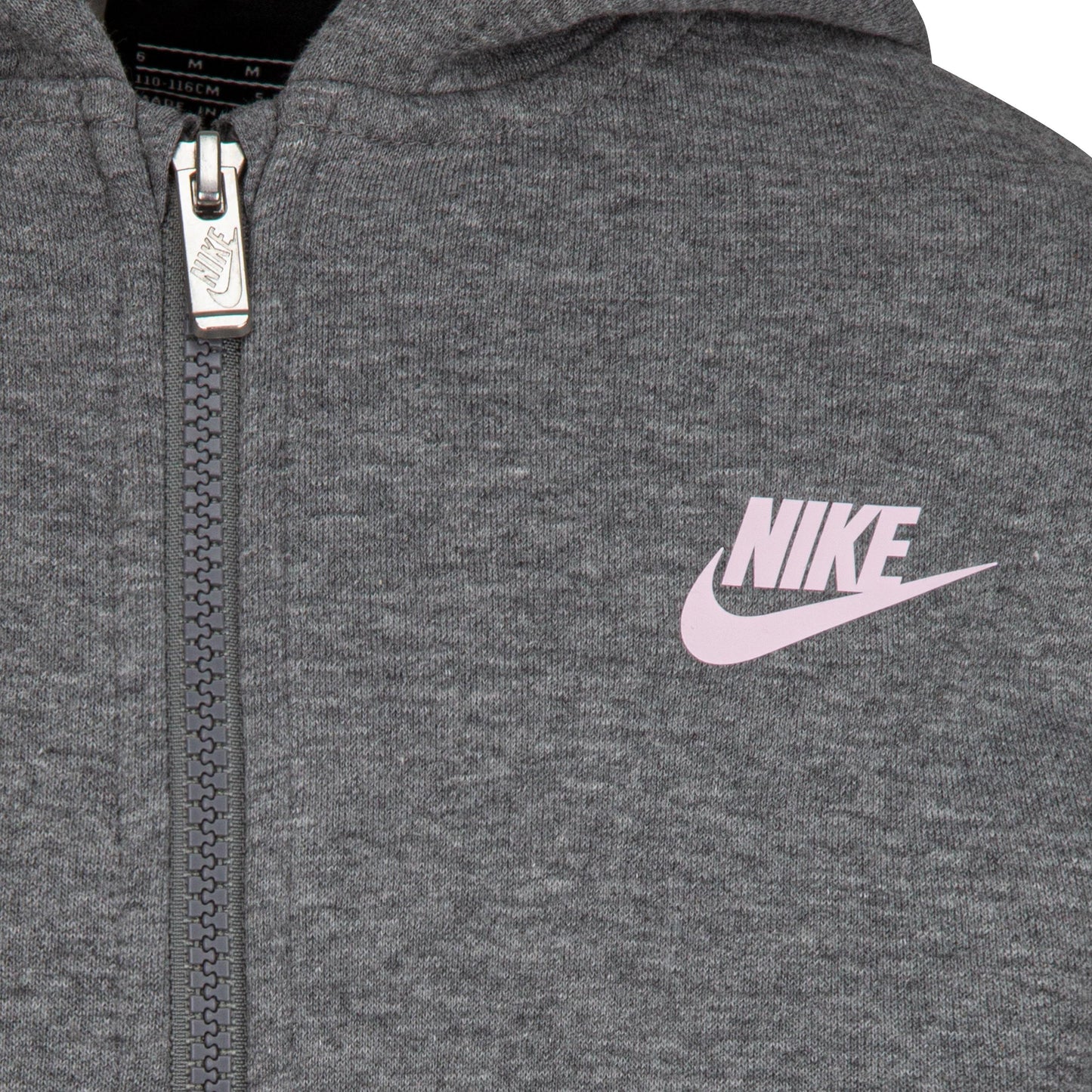 Nike Club barna rennd hettupeysa