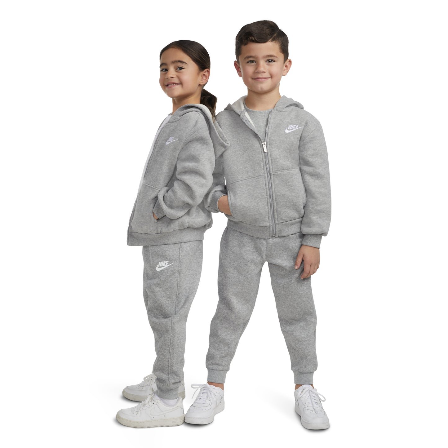 Nike NSW Club Fleece rennd hettupeysa