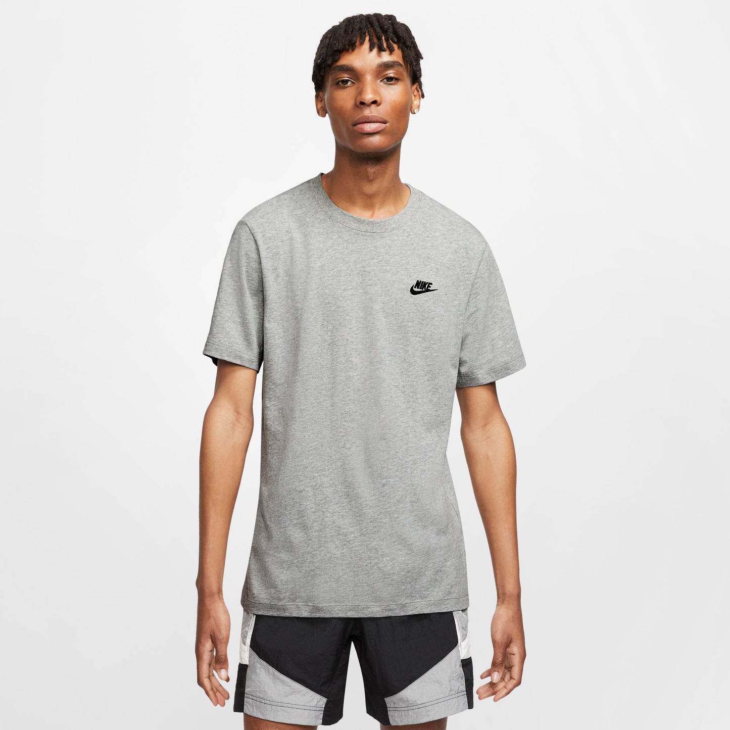 Nike Sportswear Club T-Shirt