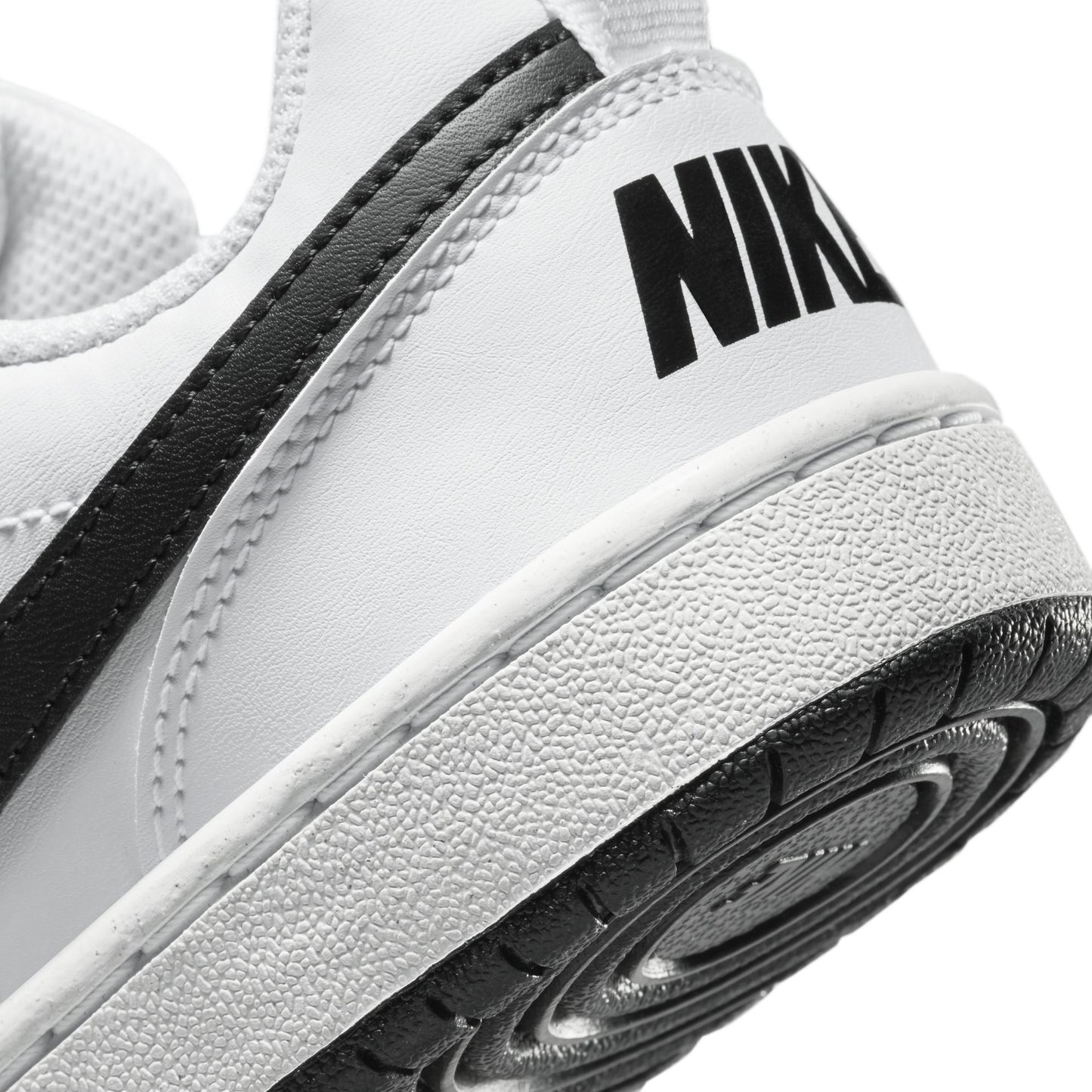 Nike Court Borough Low götuskór