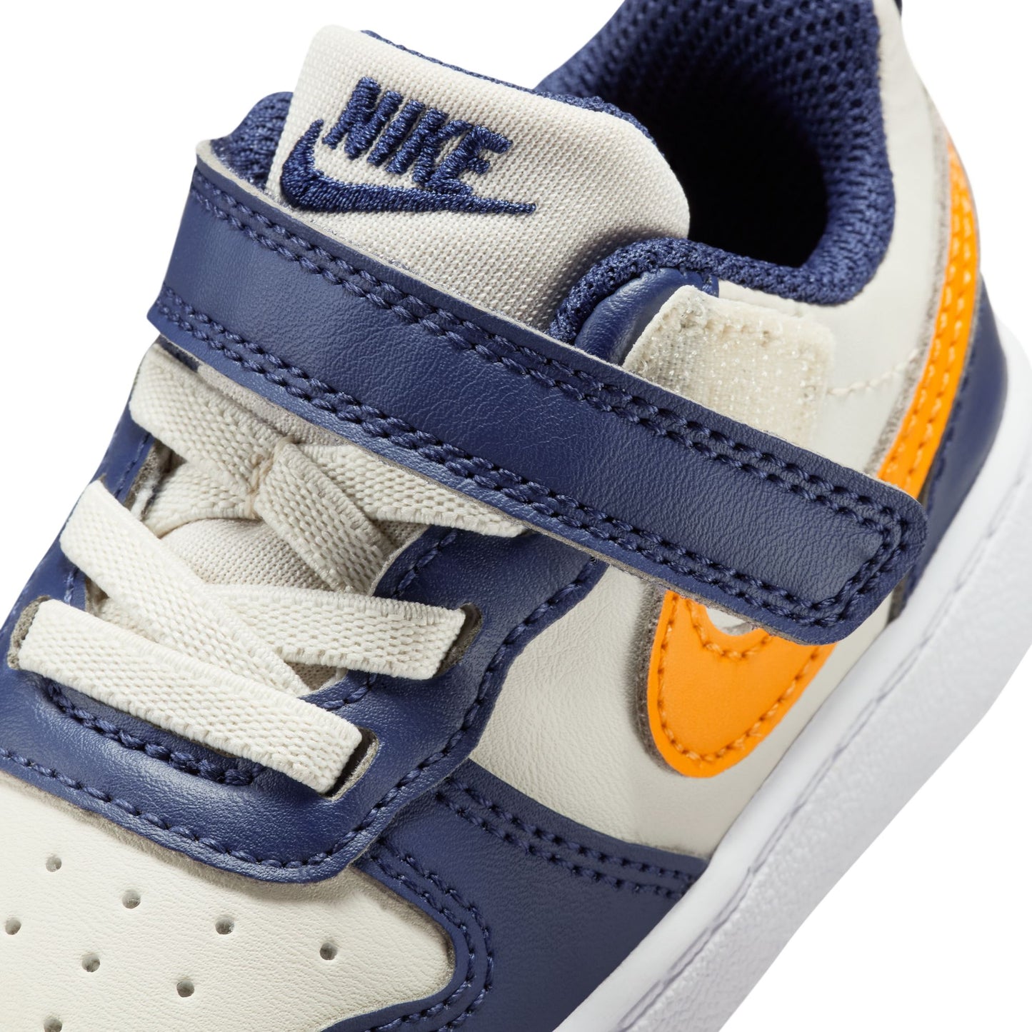 Nike Court Borough Low