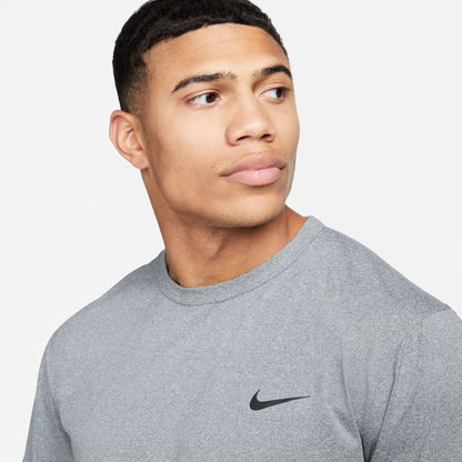 Nike Dri-FIT Hyverse stuttermabolur