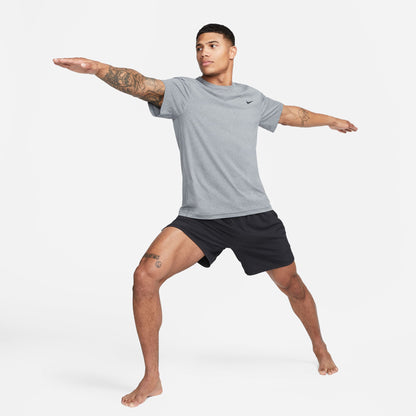 Nike Dri-FIT Hyverse stuttermabolur