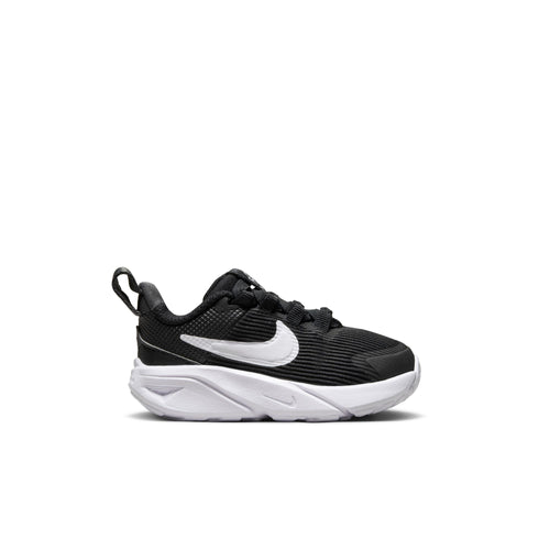 Nike Star Runner 4 strigaskór