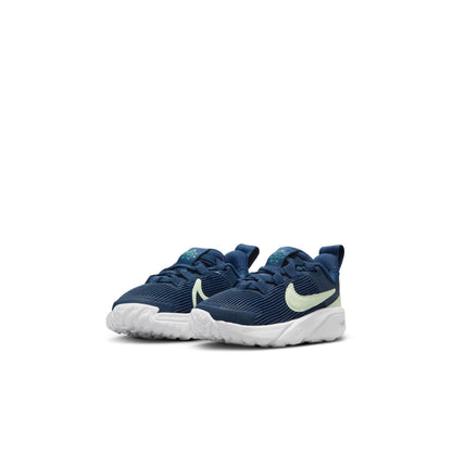 Nike Star Runner strigaskór