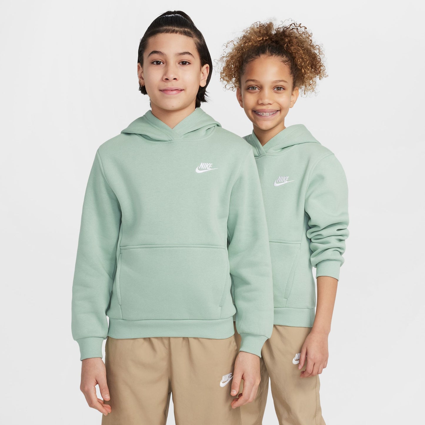 Nike Sportswear Club hettupeysa