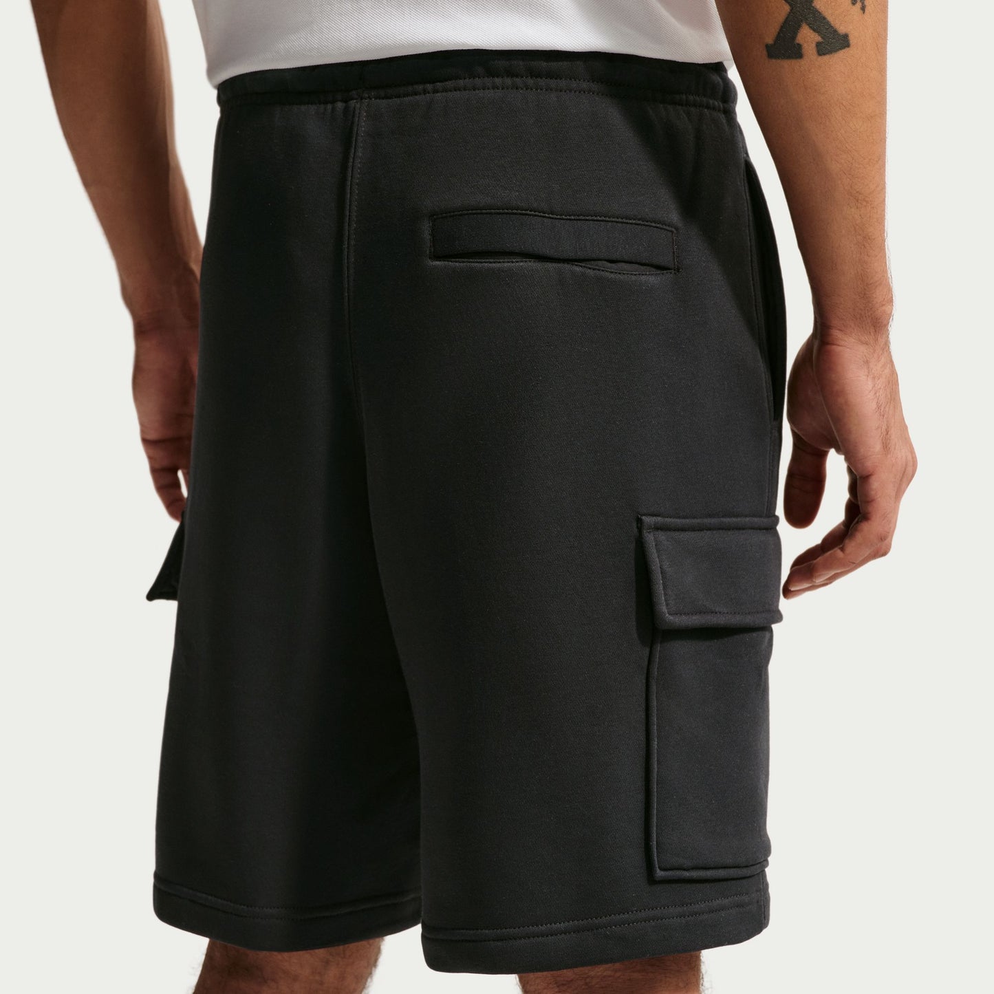 Nike Club Fleece Cargo stuttbuxur