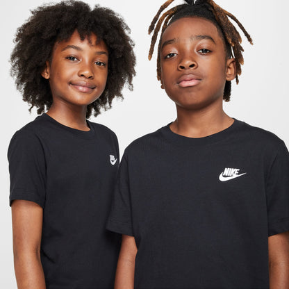 Nike Club T-shirt