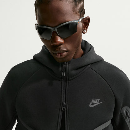 Nike Tech Fleece hettupeysa