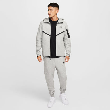 Nike Tech Fleece hettupeysa