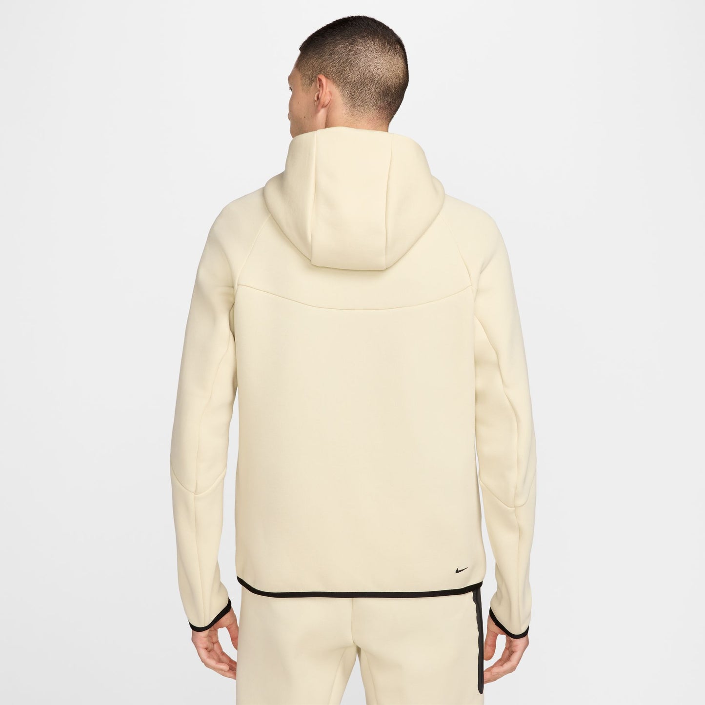 Nike Tech Fleece hettupeysa