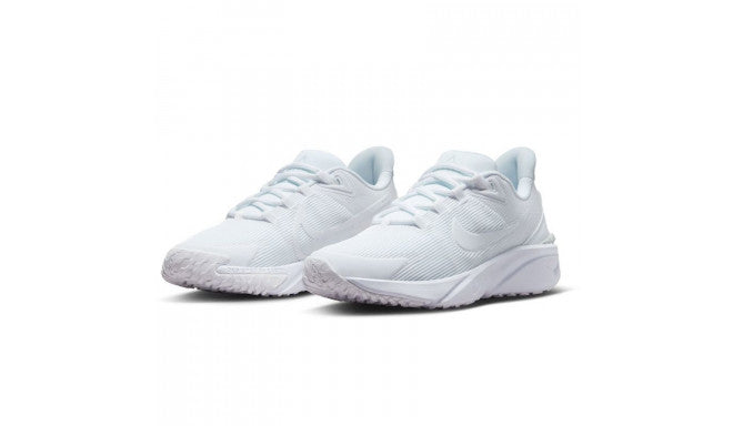 Nike Star Runner strigaskór